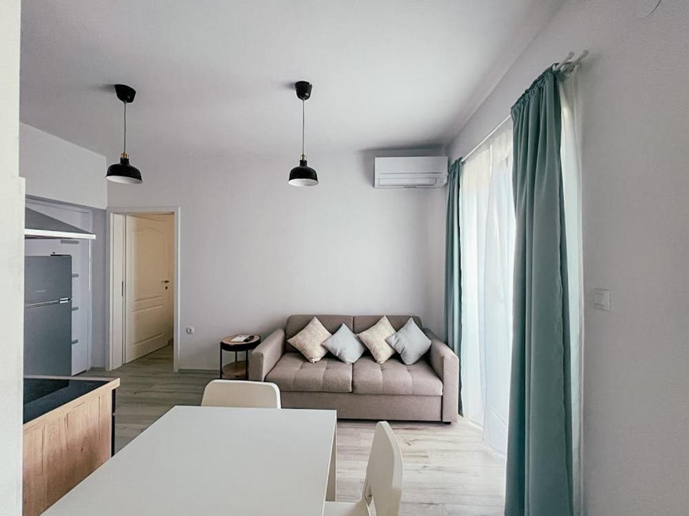 Apartments Happy Sukošan Exterior foto